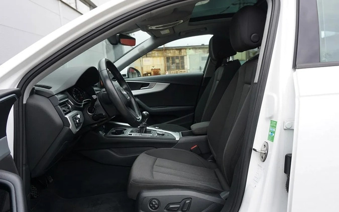 Audi A4 cena 71900 przebieg: 199777, rok produkcji 2017 z Wisła małe 742